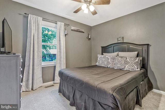 12128 LONG WOLF LN, Lusby, MD 20657
