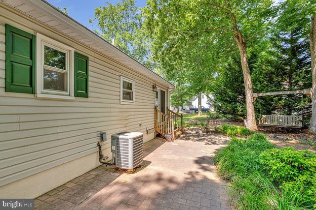 12128 LONG WOLF LN, Lusby, MD 20657