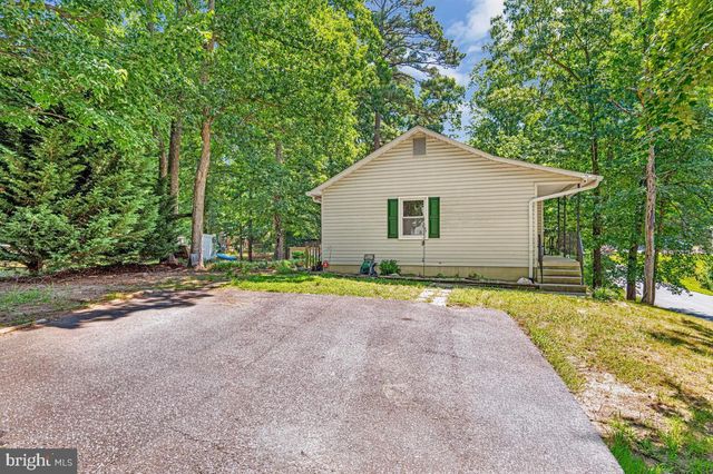 12128 LONG WOLF LN, Lusby, MD 20657