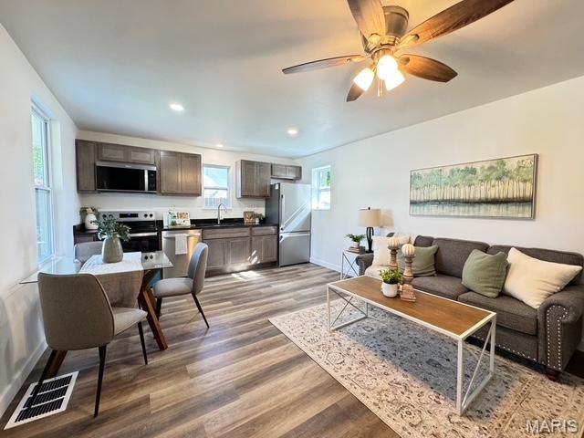 416 Russell Avenue, Festus, MO 63028