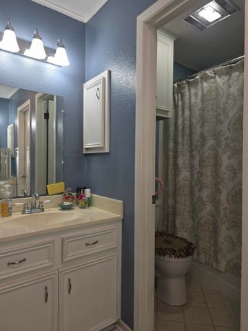 901 Hillandale Street, Mexia, TX 76667