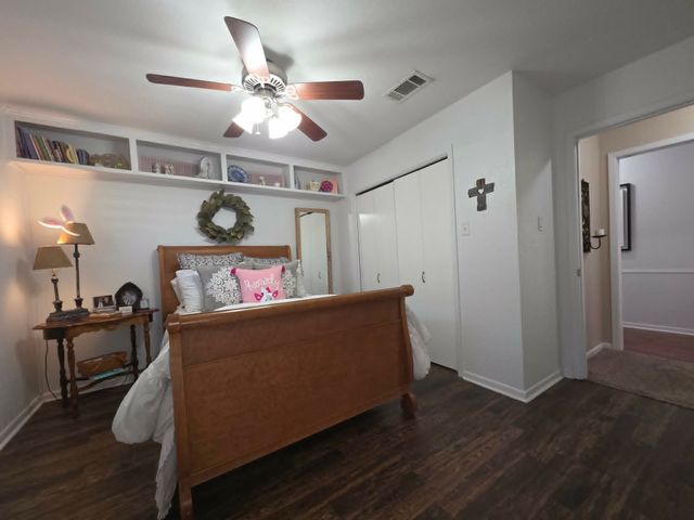 901 Hillandale Street, Mexia, TX 76667