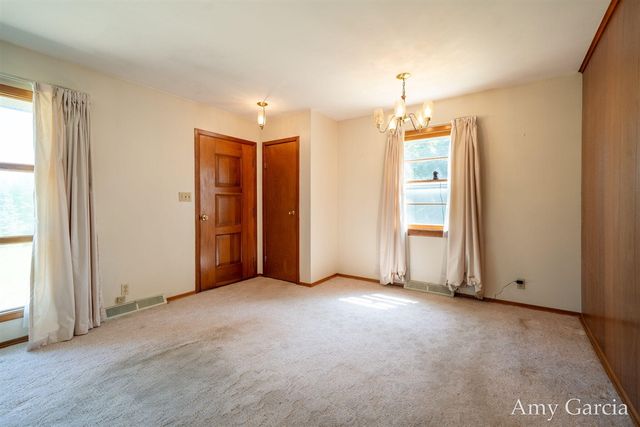 3530 11 Mile Road, Rockford, MI 49341