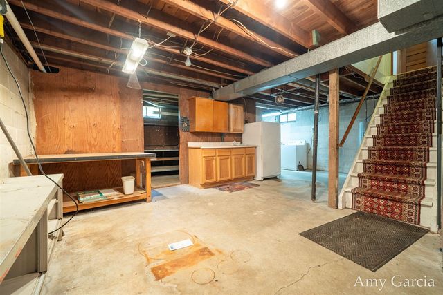 3530 11 Mile Road, Rockford, MI 49341