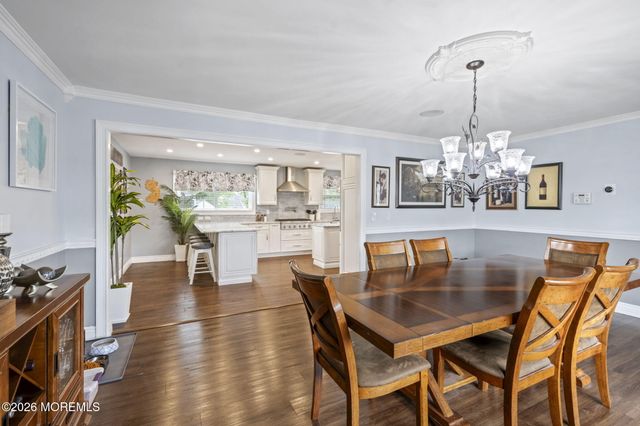 30 Kentucky Drive, Hazlet, NJ 07730