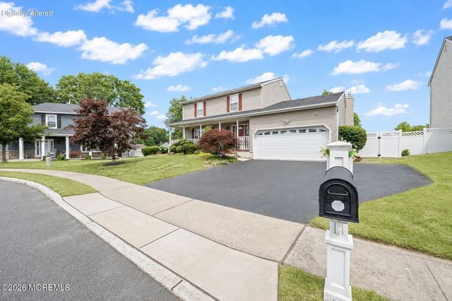 30 Kentucky Drive, Hazlet, NJ 07730