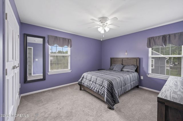 30 Kentucky Drive, Hazlet, NJ 07730