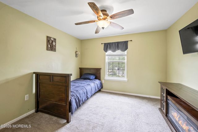 30 Kentucky Drive, Hazlet, NJ 07730