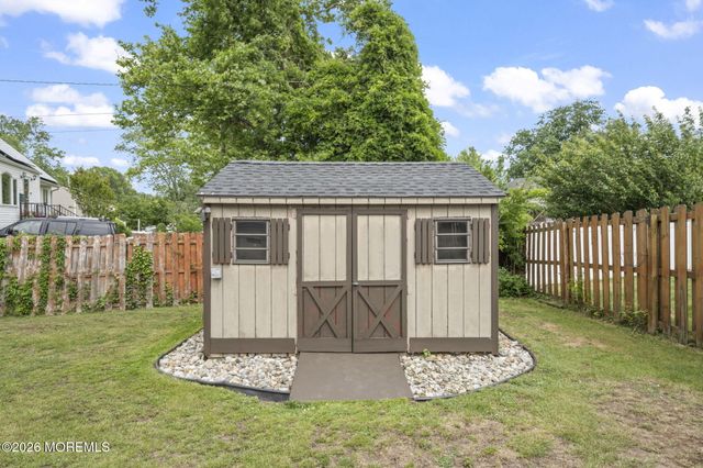 30 Kentucky Drive, Hazlet, NJ 07730