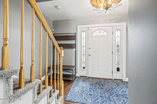 30 Kentucky Drive, Hazlet, NJ 07730
