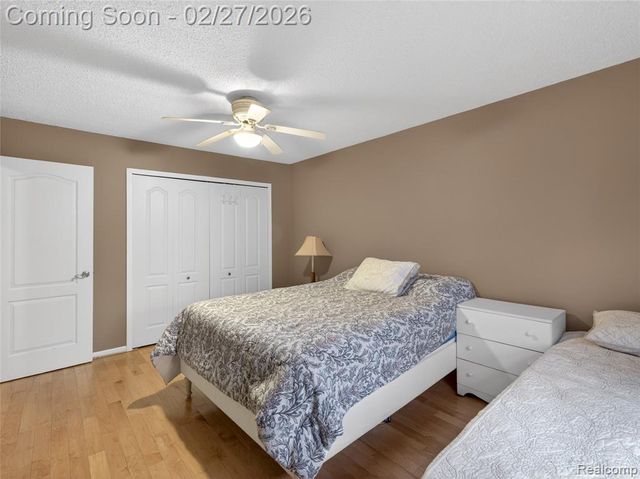 35652 Castlewood Court, Westland, MI 48185