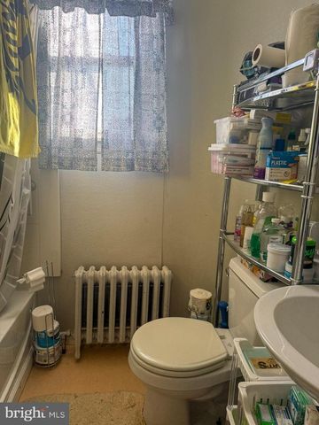 352 E NEW ST, Lancaster, PA 17602
