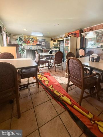 352 E NEW ST, Lancaster, PA 17602