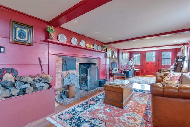 151 Dover Point Road, Dover, NH 03820