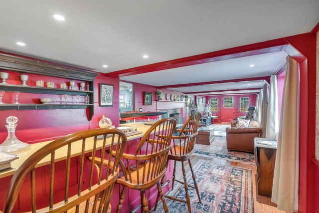 151 Dover Point Road, Dover, NH 03820