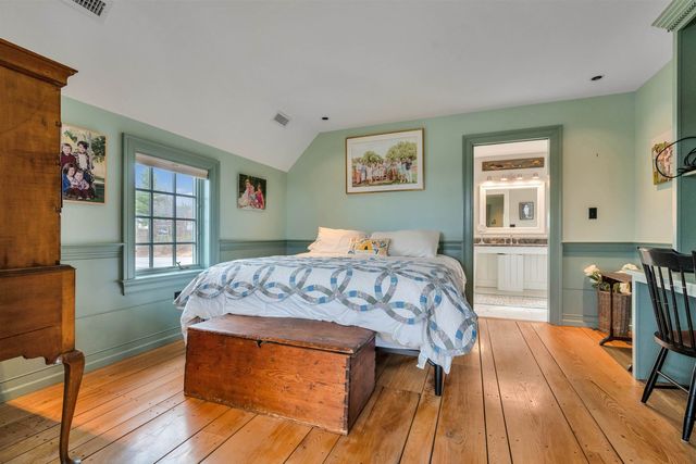 151 Dover Point Road, Dover, NH 03820