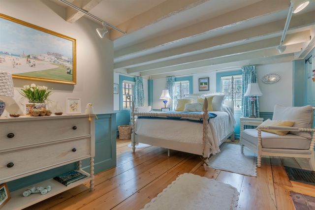 151 Dover Point Road, Dover, NH 03820