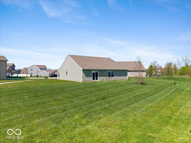 1933 Jessica Court, Indianapolis, IN 46239