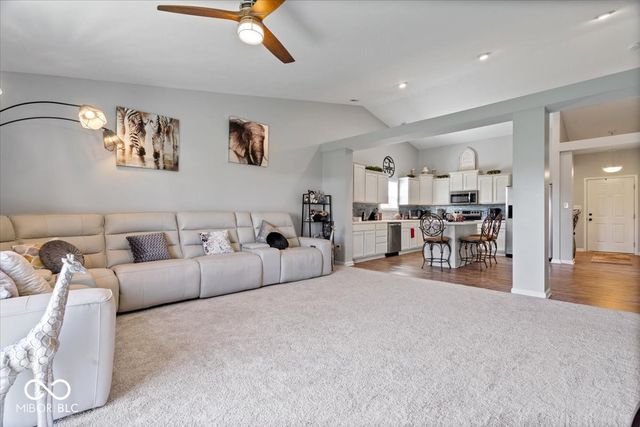 1933 Jessica Court, Indianapolis, IN 46239