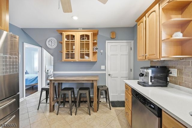 13 George St 2X, Fair Lawn Boro, NJ 07410