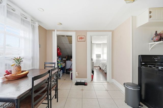13 George St 2X, Fair Lawn Boro, NJ 07410