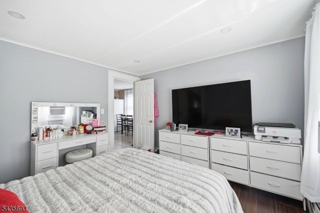 13 George St 2X, Fair Lawn Boro, NJ 07410