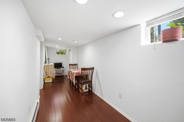 13 George St 2X, Fair Lawn Boro, NJ 07410