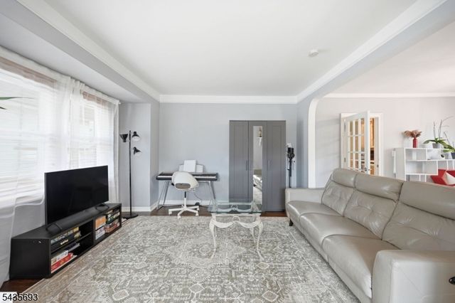 13 George St 2X, Fair Lawn Boro, NJ 07410