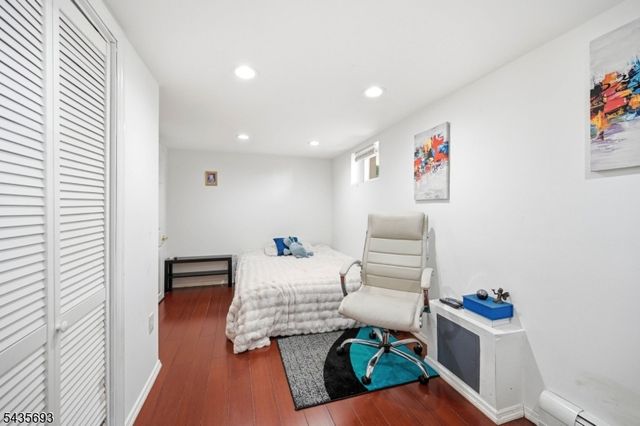13 George St 2X, Fair Lawn Boro, NJ 07410