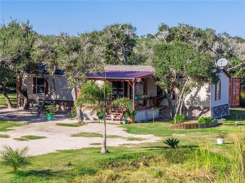312 Kring, Aransas Pass, TX 78336 — photo 2