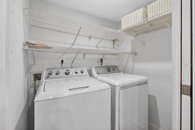 6660 CAPE HATTERAS WAY NE 2, St Petersburg, FL 33702