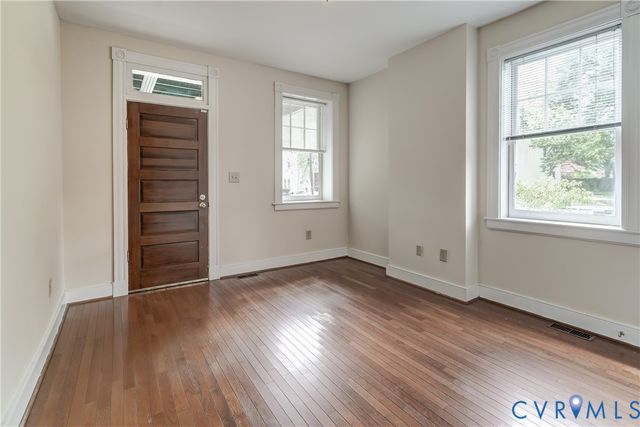 613 Price St, Richmond, VA 23220
