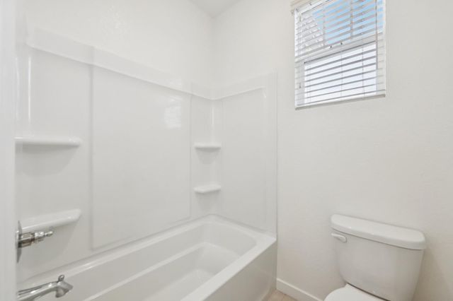 5465 Guenoc Valley Lane, Antioch, CA 94531