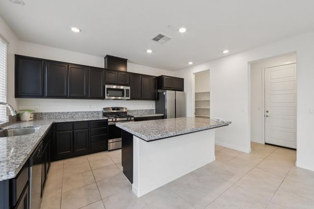 5465 Guenoc Valley Lane, Antioch, CA 94531