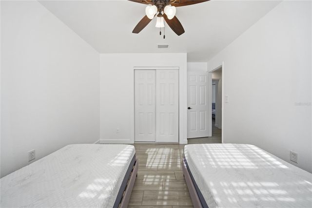 6292 109TH AVENUE N, Pinellas Park, FL 33782