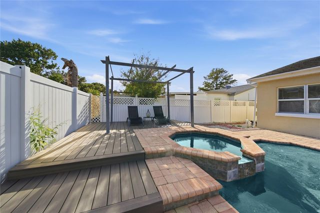6292 109TH AVENUE N, Pinellas Park, FL 33782