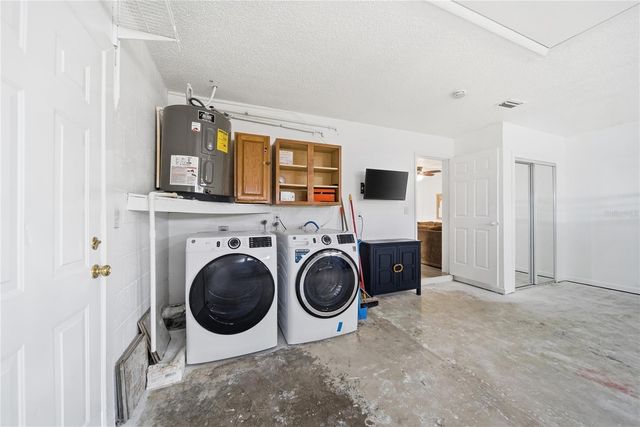 6292 109TH AVENUE N, Pinellas Park, FL 33782