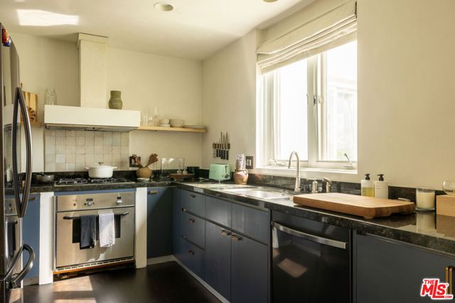 1424 N Crescent Heights Boulevard 34, West Hollywood, CA 90046