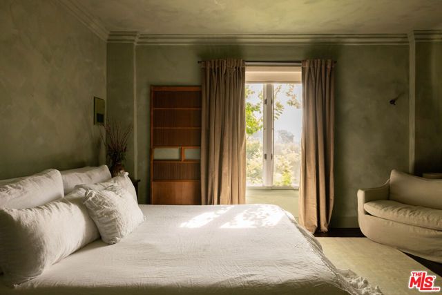 1424 N Crescent Heights Boulevard 34, West Hollywood, CA 90046