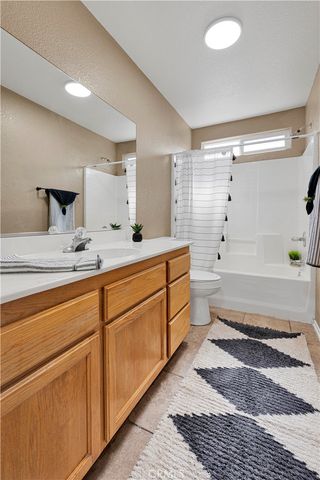 16998 Lido Circle, Victorville, CA 92395