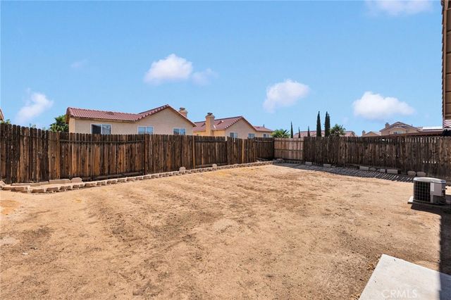 16998 Lido Circle, Victorville, CA 92395