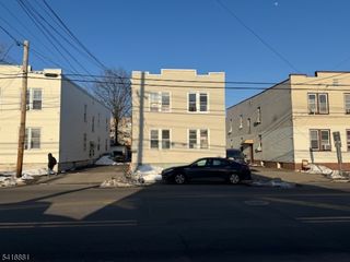 357 Getty Ave, Paterson City, NJ 07503