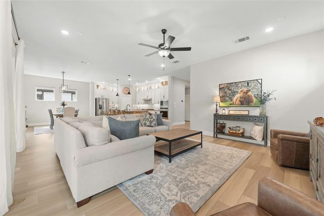 514 Knolly Street, Montgomery, TX 77316