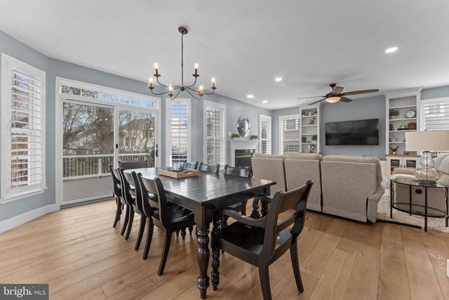 43344 MARKHAM PL, Ashburn, VA 20147