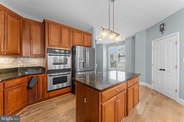 43344 MARKHAM PL, Ashburn, VA 20147