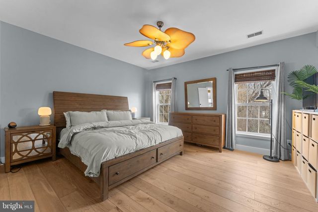 43344 MARKHAM PL, Ashburn, VA 20147