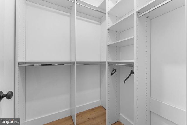 43344 MARKHAM PL, Ashburn, VA 20147