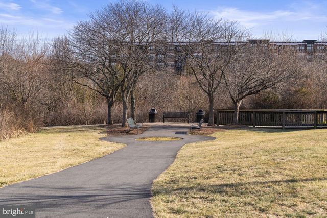 43344 MARKHAM PL, Ashburn, VA 20147