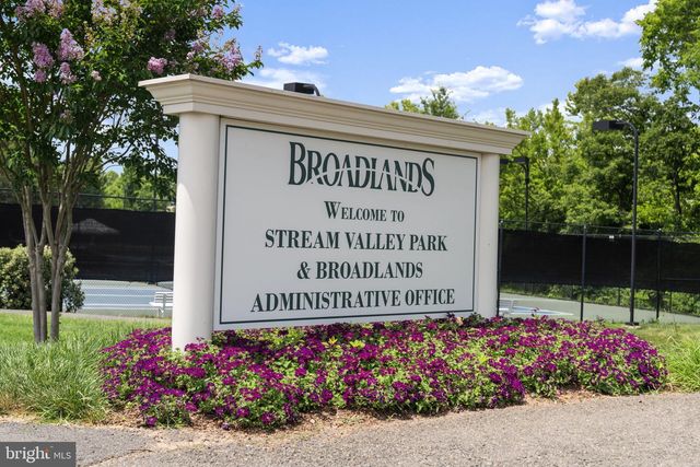 43344 MARKHAM PL, Ashburn, VA 20147