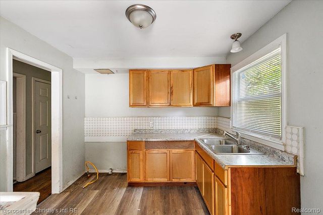 14073 Collingham Drive, Detroit, MI 48205